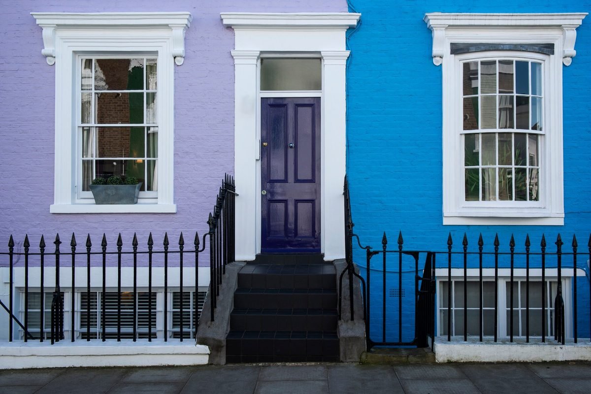 Stylishly decorated period property with feature paintwork and refined detailing